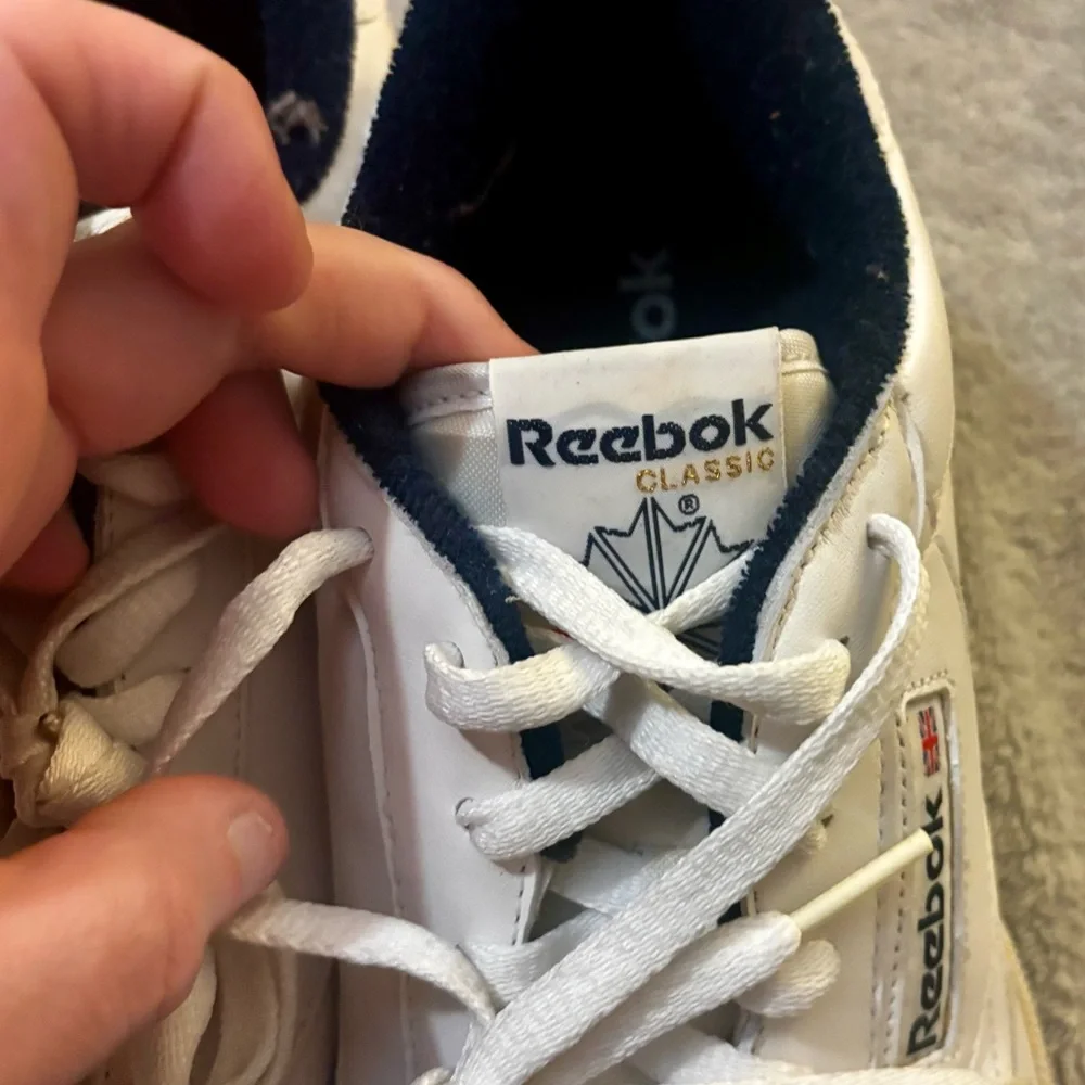 Reebok Men's 13 Classic White Sneakers - Picture 4 of 7